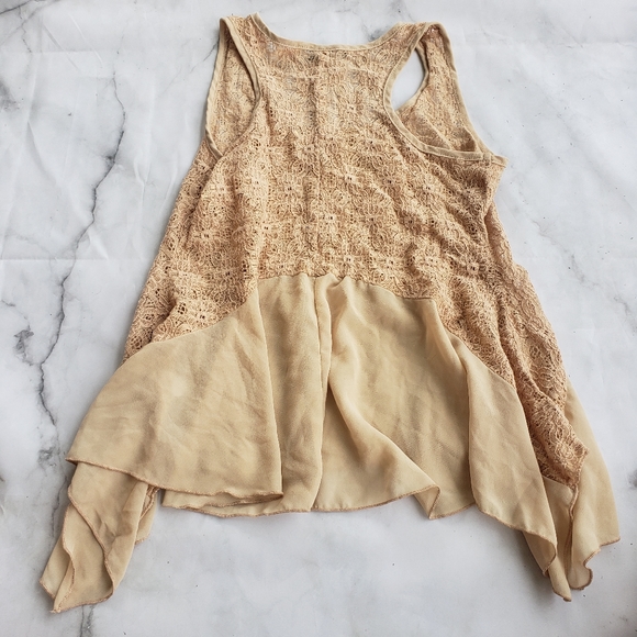 Tobi beige lace and sheer tank top - Picture 4 of 4